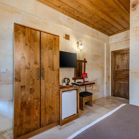 فندق Rocca Stone House *