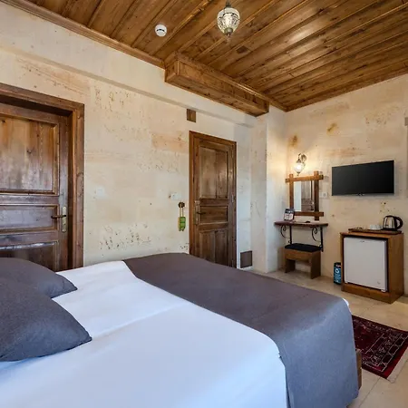 Rocca Stone House * غوريمِيه