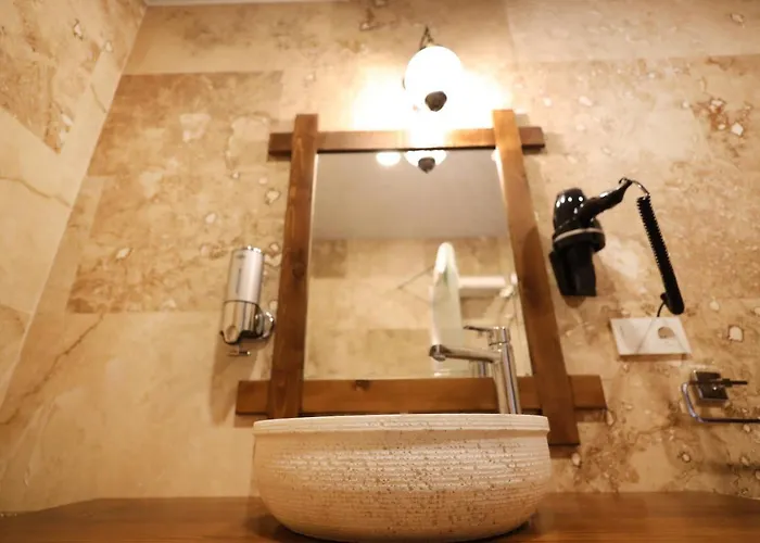 Rocca Stone House Гореме