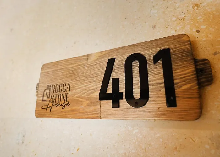 Rocca Stone House Γκόρεμε